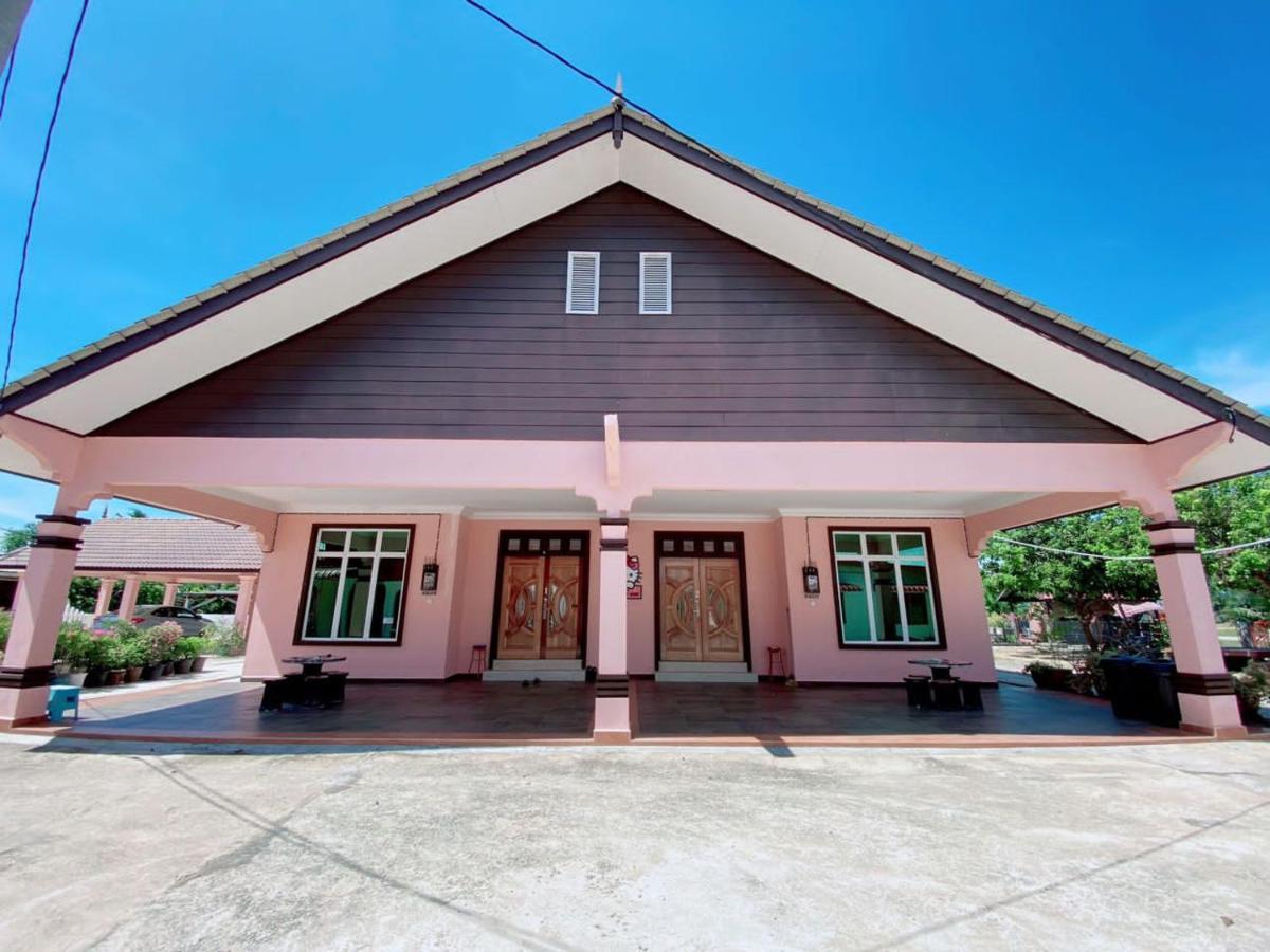 Hellokitty House - Unit 1 Villa Kuala Terengganu Eksteriør bilde