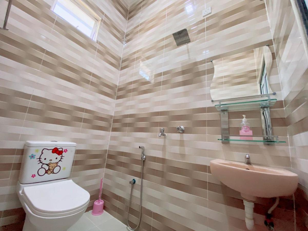Hellokitty House - Unit 1 Villa Kuala Terengganu Eksteriør bilde