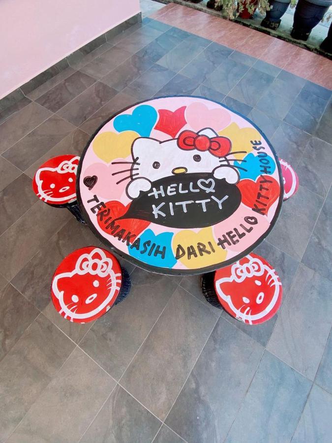 Hellokitty House - Unit 1 Villa Kuala Terengganu Eksteriør bilde