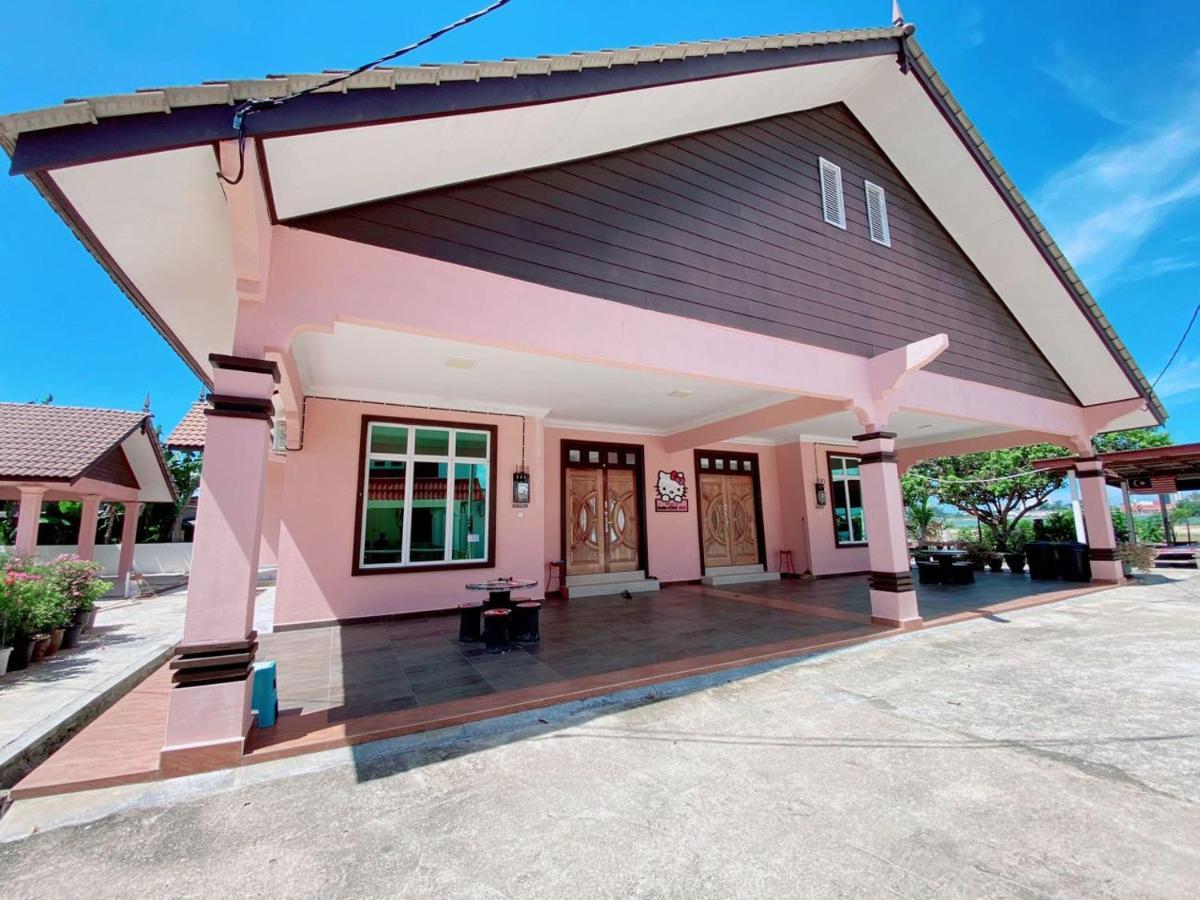 Hellokitty House - Unit 1 Villa Kuala Terengganu Eksteriør bilde